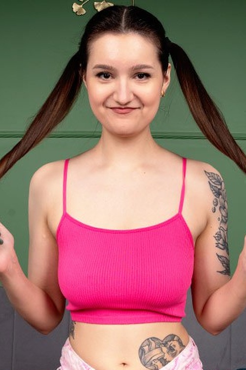 Alisa Horakova VR adult performer profile