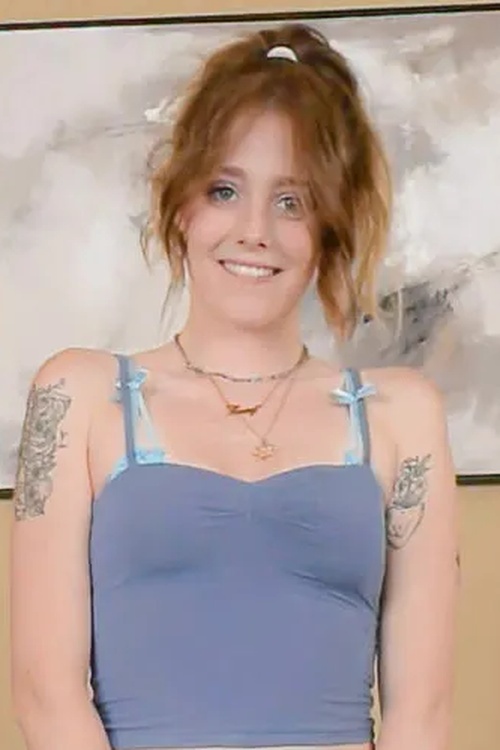 Lucy Foxx VR adult performer profile