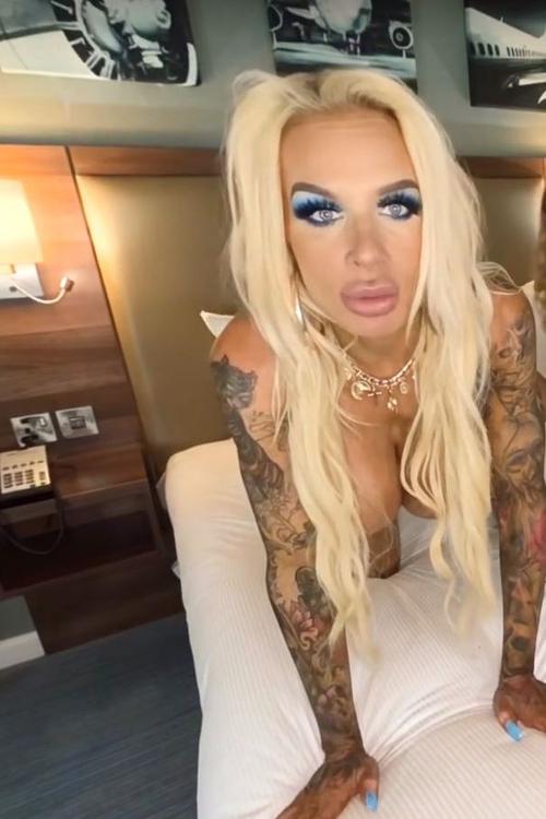 Sophie Anderson VR adult performer profile