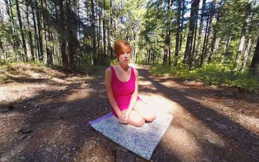 Redhead model Ryanne poses during an outdoor softcore interview filmed in 4K VR for YanksVR