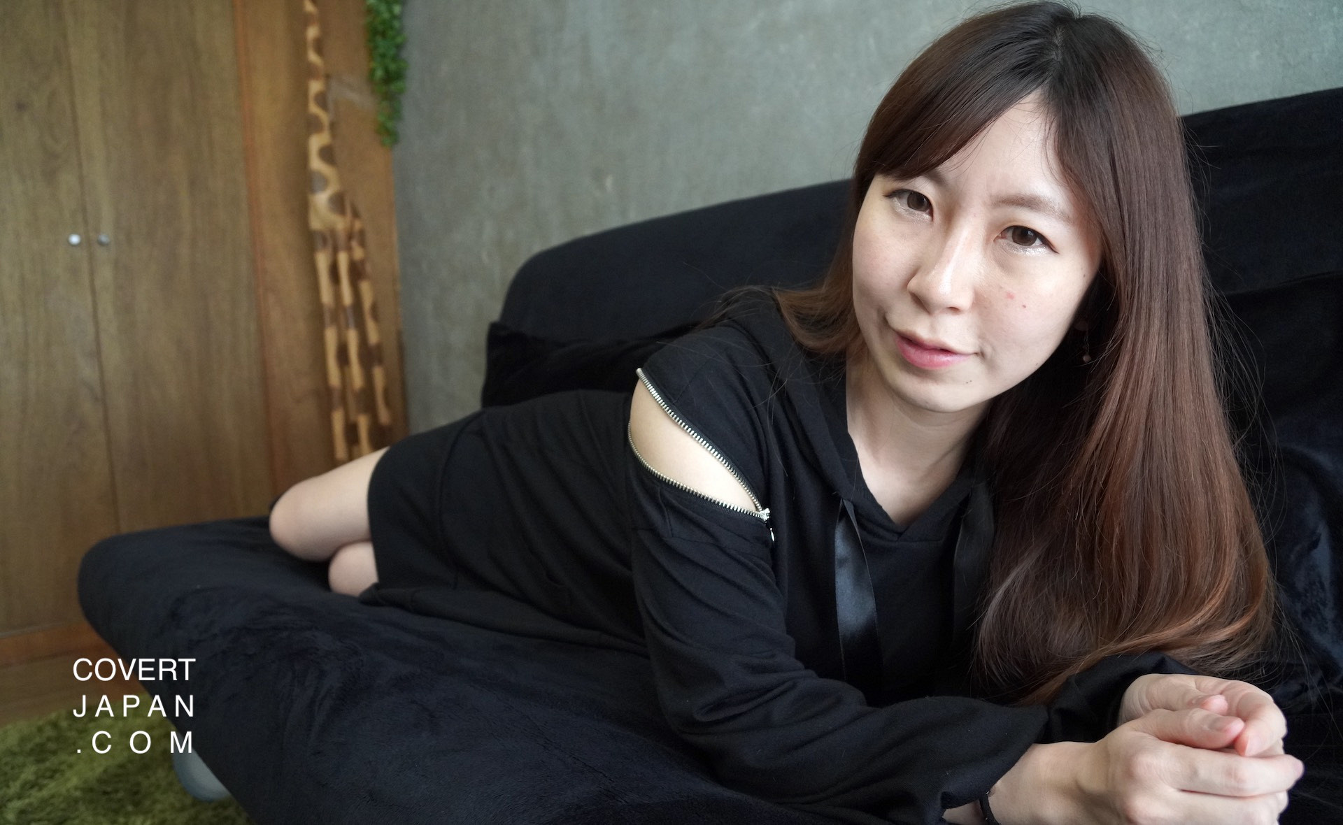 Nami's Bedroom Ambush: POV Teacher Seduction