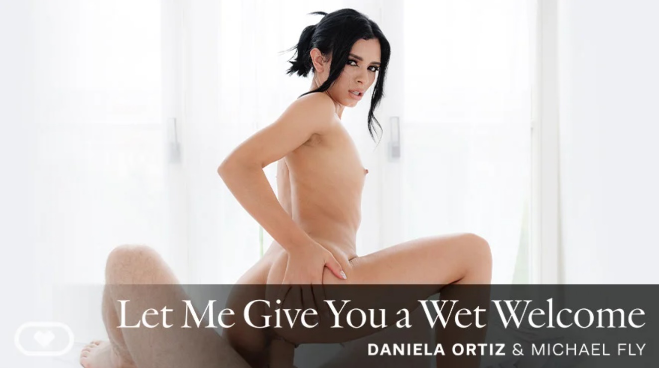 Brunette Daniela Ortiz receives a massage and blowjob in a 4K VR scene with 60 FPS