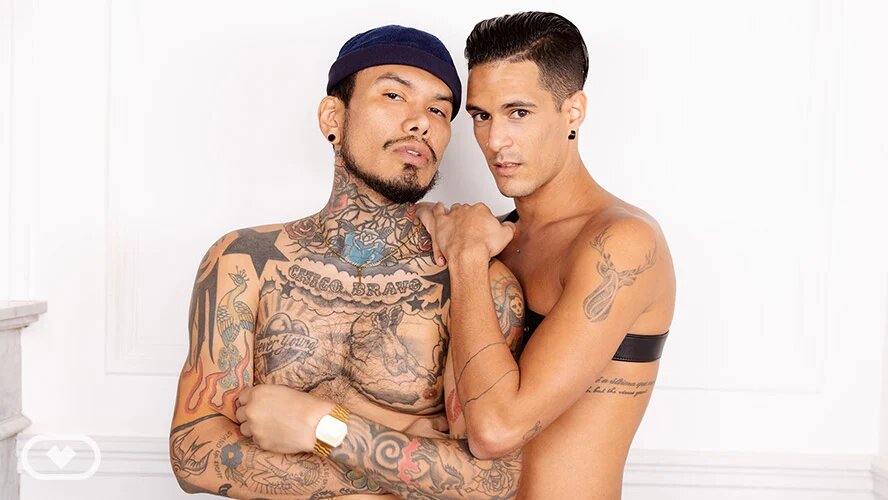 Pablo Bravo and Ray Crosswell perform a gay dance training routine in this 60 FPS VR POV video featuring anal and blowjob scenes.