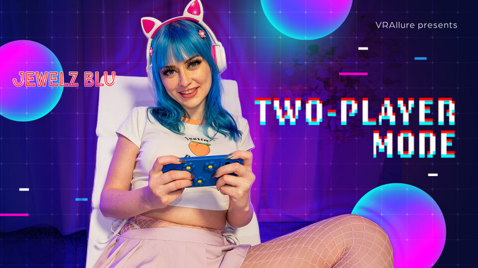 Jewelz Blu performs solo in a non-POV VRAllure scene featuring 4K resolution and 60 FPS playback