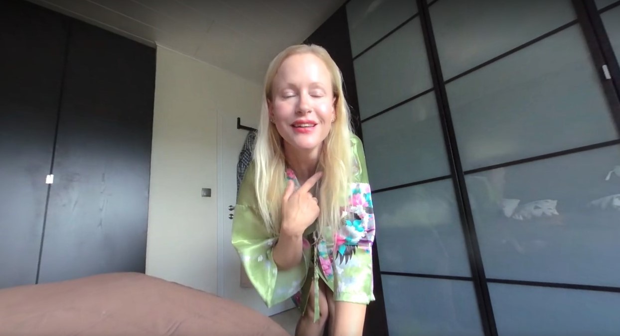 Blonde Hexe as a succubus drains the character in a fantasy setting with 4K resolution and non POV camera angles.