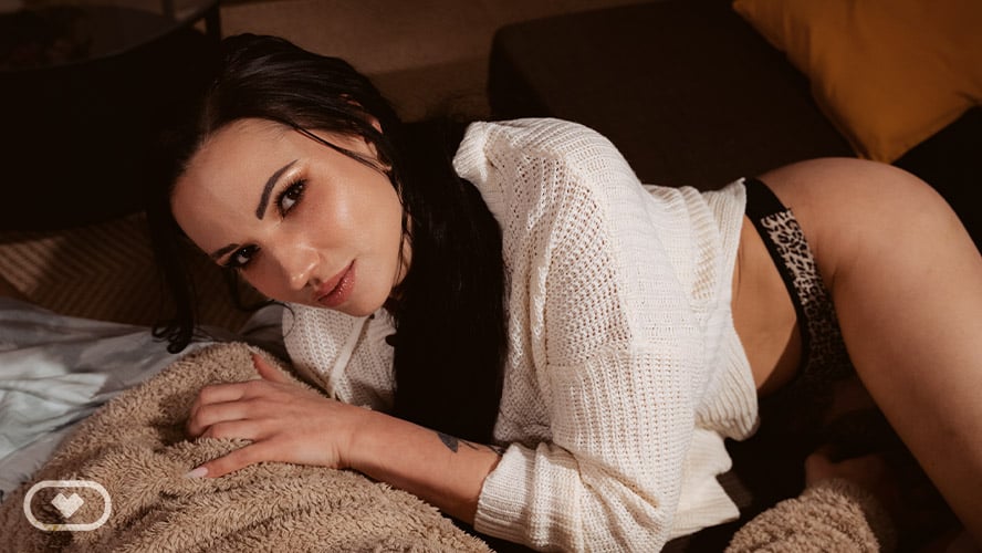 Jolee Love performs anal and titty fuck in a 4K VR scene with 60 FPS quality from Virtual Real Porn studio.