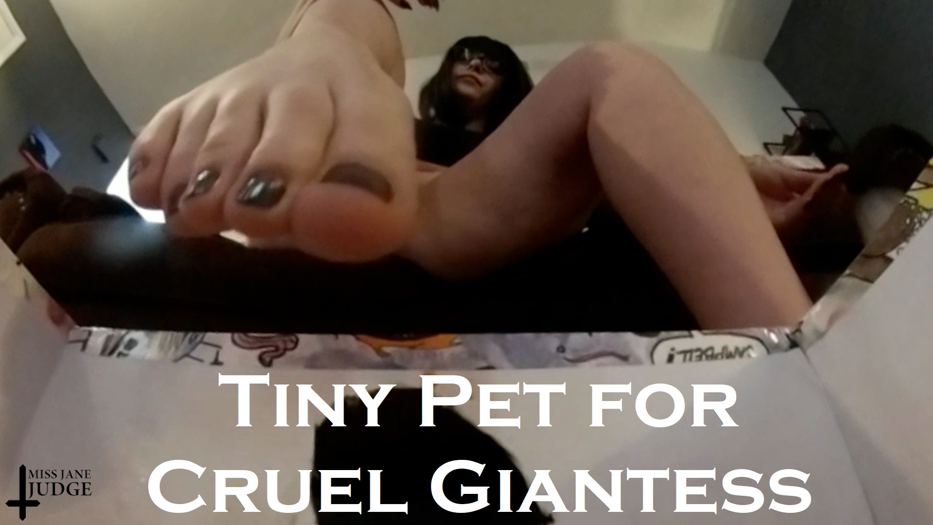 Brunette Jane Judge poses as a giantess in this non POV solo fetish VR video featuring big tits and premium production quality.