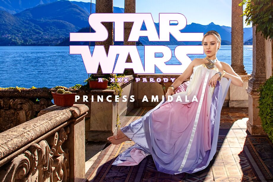 Anna Claire Clouds as Princess Amidala performs a POV blowjob in 4K VR cosplay with 60 FPS quality.