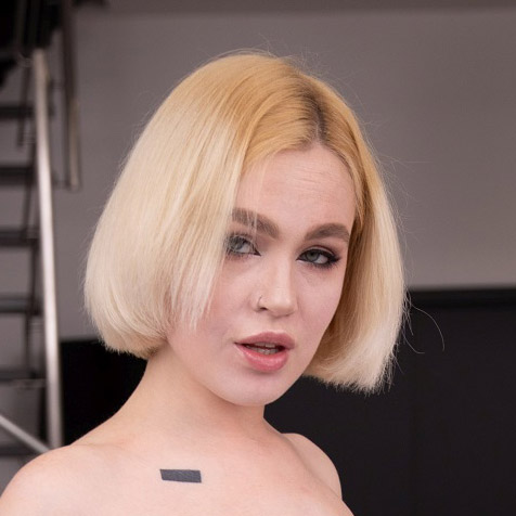 Greta Foss VR adult performer profile