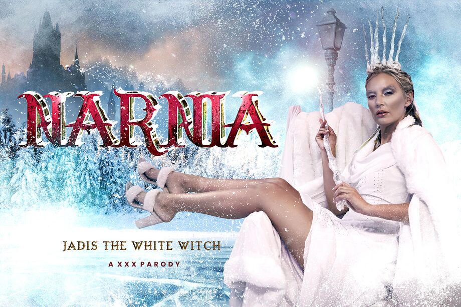 Mona Wales as the White Witch performs a footjob and blowjob in a POV VR scene with 60 FPS playback quality.