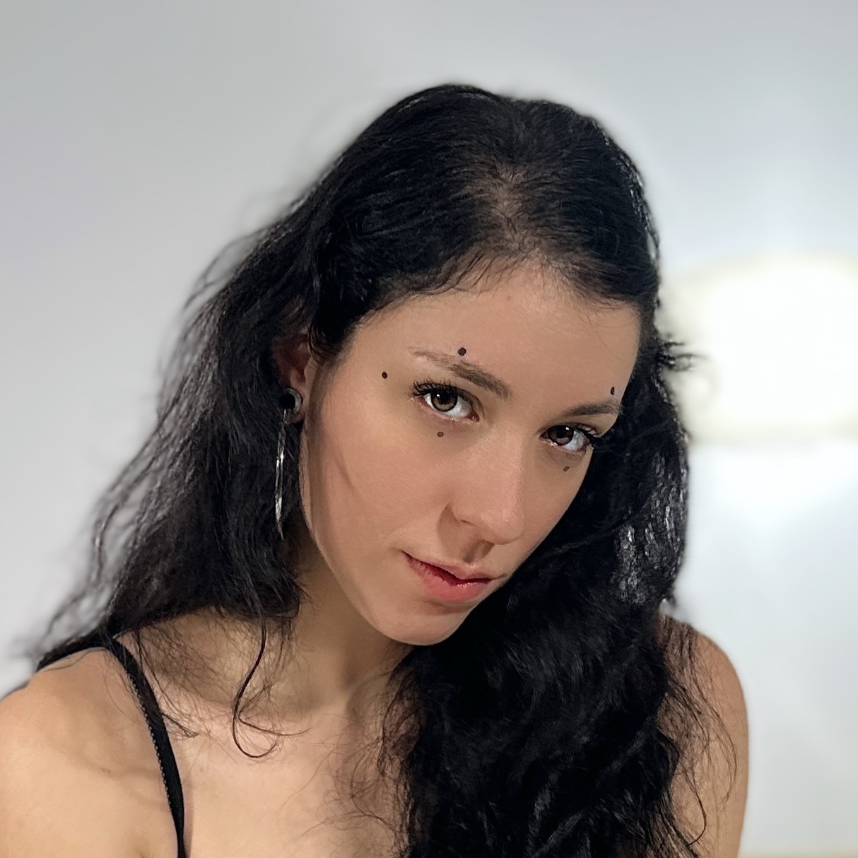 Nemesi VR adult performer profile