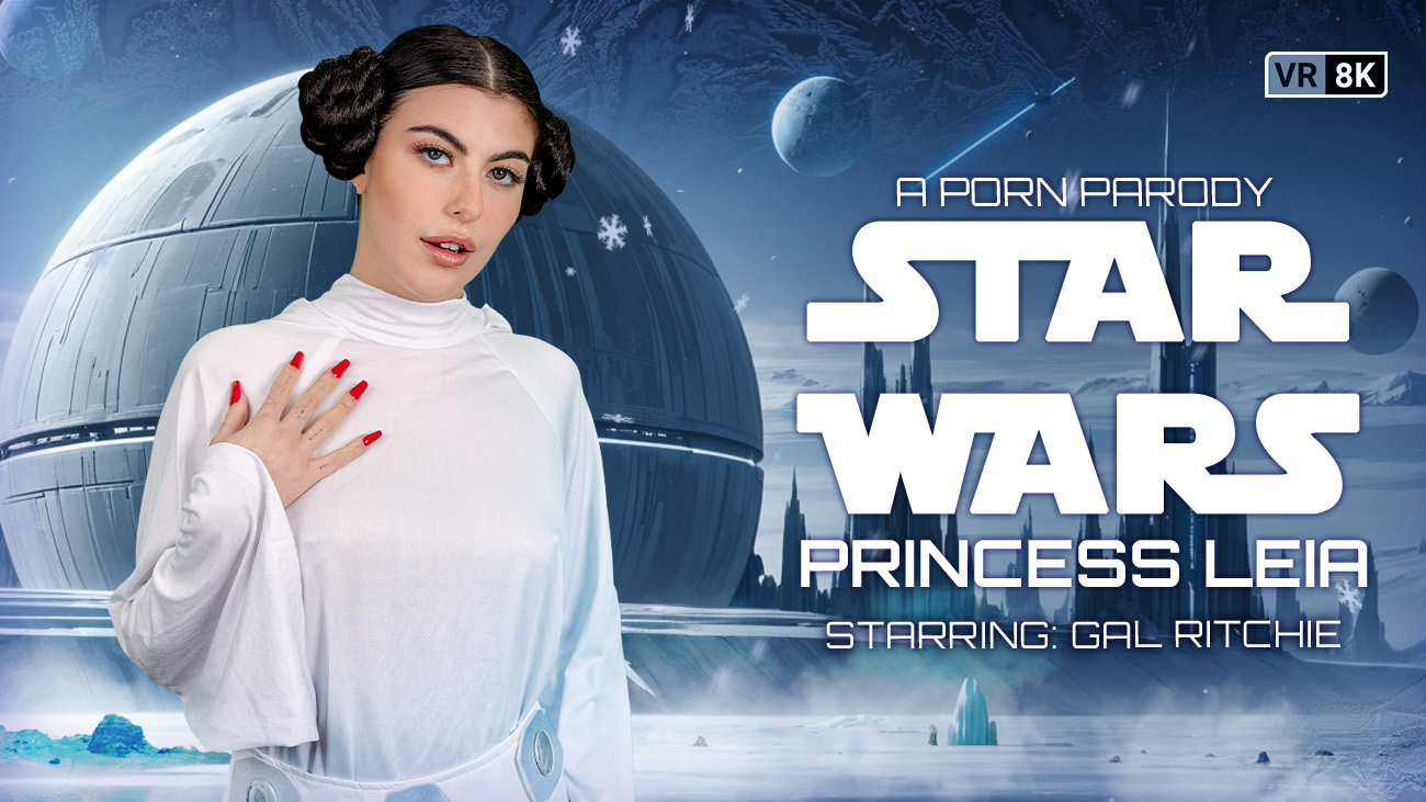 Gal Ritchie as Princess Leia performs a close up POV blowjob in VR 60 FPS European cosplay scene