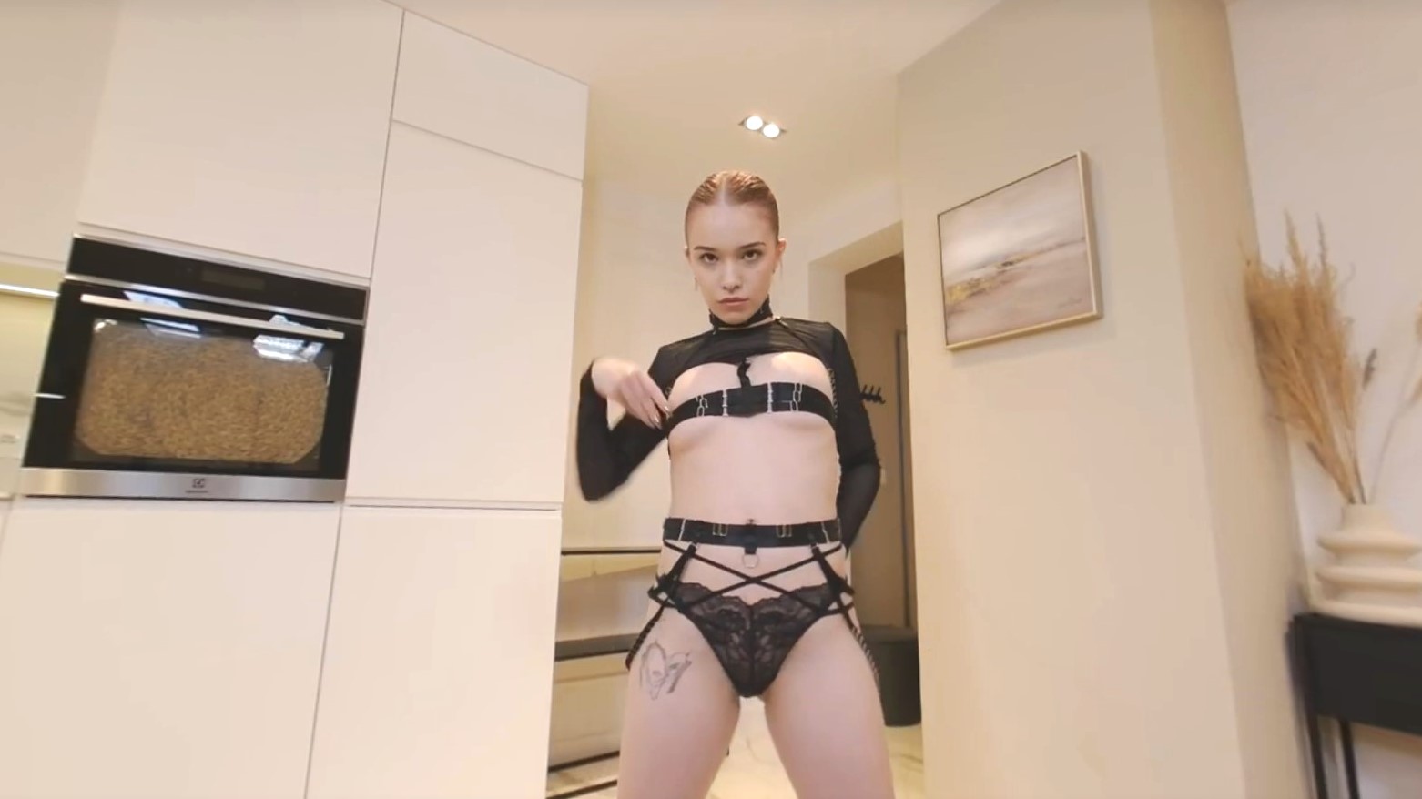 Redheaded model Wiki performs solo softcore moves in a 4K VR POV scene for LIN VR